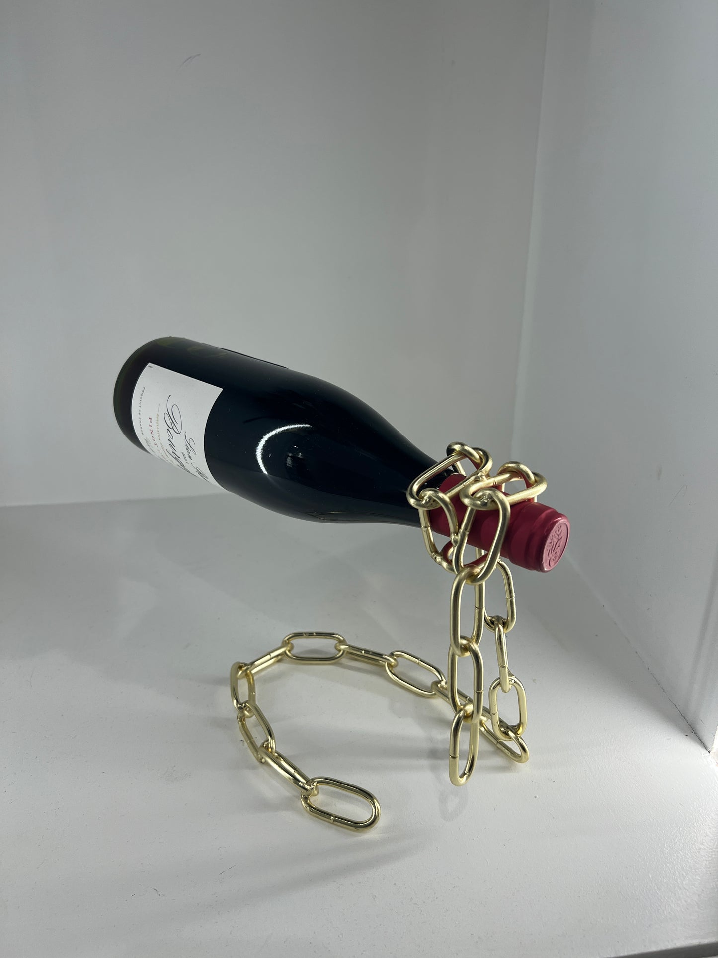 Gold Chain Floating Wine Bottle Holder